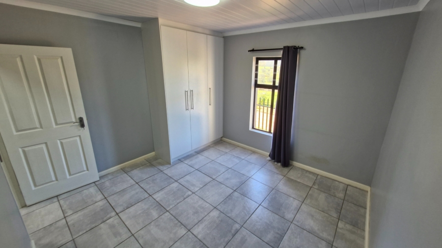 To Let 3 Bedroom Property for Rent in Glen Lilly Western Cape